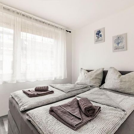 Cozy Renovated Apartment Close To Schoenbrunn Palace เวียนนา ภายนอก รูปภาพ